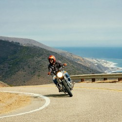 Leaning into the corner - Royal Enfield Interceptor