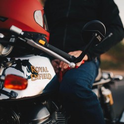 Royal Enfield Continental GT features clip-on handlebars