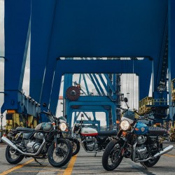 Royal Enfield Interceptor is available in seven colours