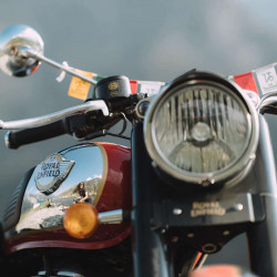 Royal Enfield Classic 350 headlight