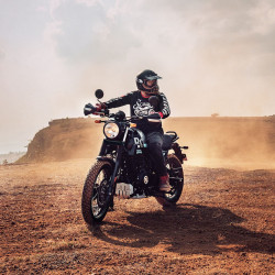 Off road fun with the Royal Enfield Scram 411