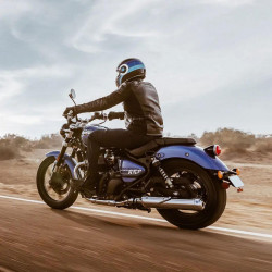 The low slung seat makes cruising a comfortable experience on the Royal Enfield Super Meteor 650