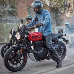 The Royal Enfield Hunter 350 motorbike is fitted with dual channel ABS